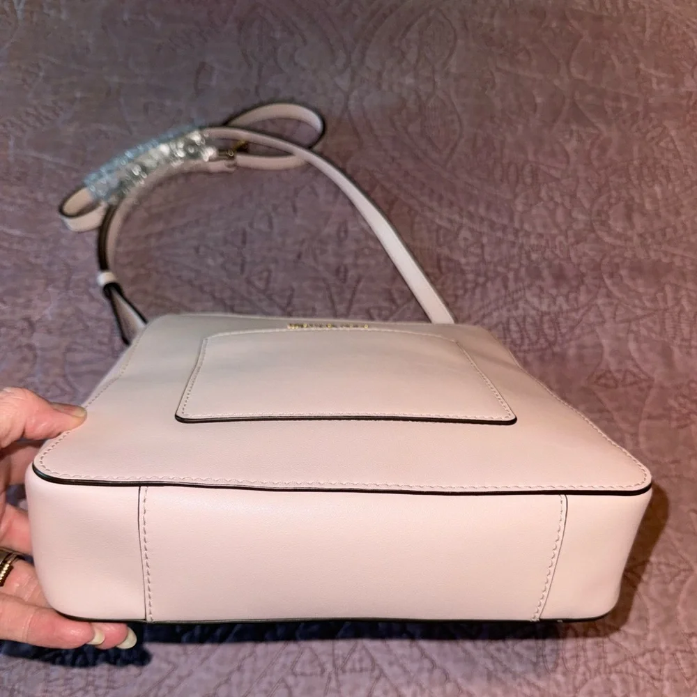 Michael Kors Blush Gloria Crossbody Bag - Picture 16 of 16